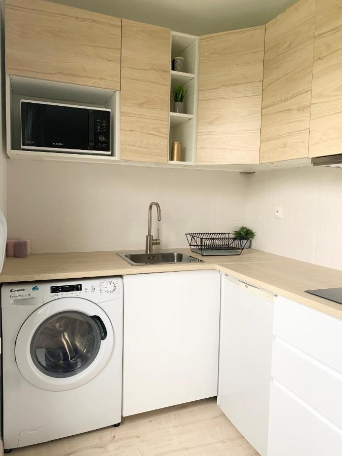 Studio 30M2 - Au Pied De La Gare - Parking Cergy Eksteriør bilde